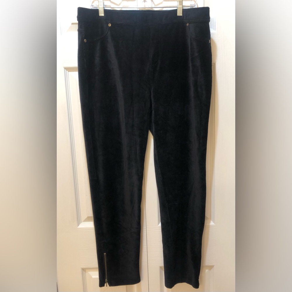 XL Susan Graver Black Corduroy Pants